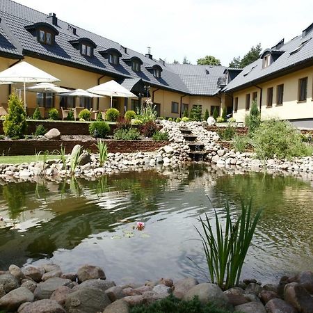 Hotel Paradiso Suchedniow ภายนอก รูปภาพ