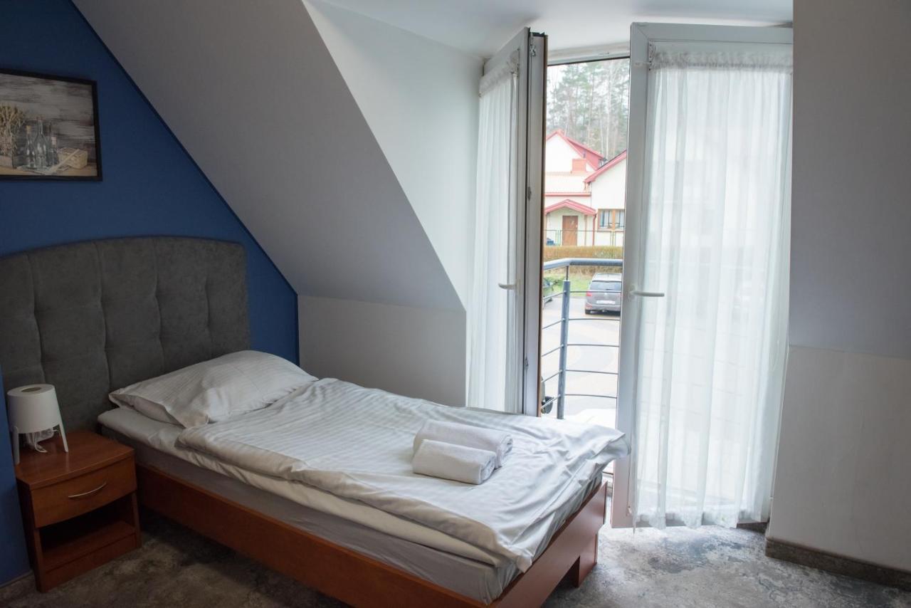 Hotel Paradiso Suchedniow ภายนอก รูปภาพ