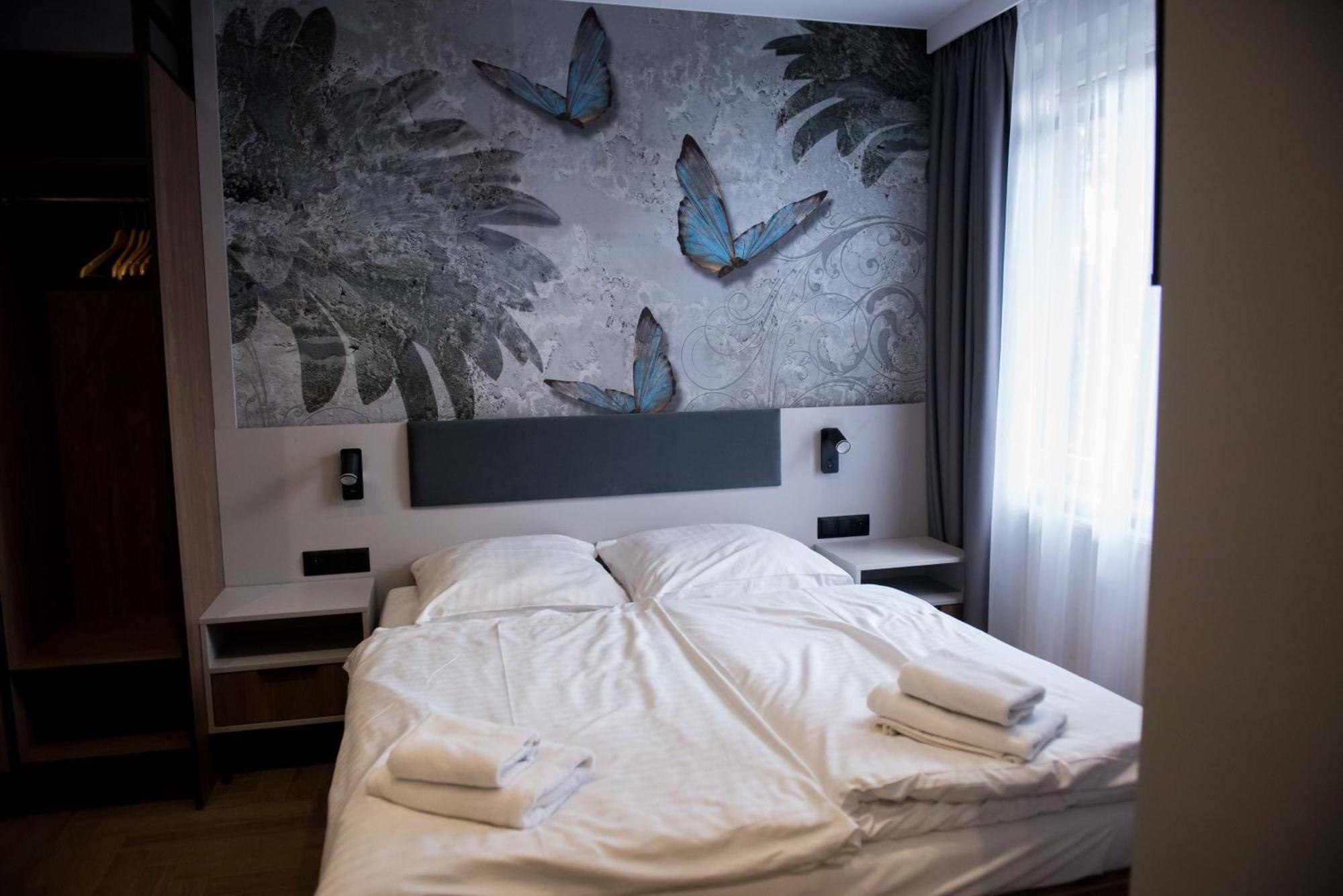 Hotel Paradiso Suchedniow ภายนอก รูปภาพ